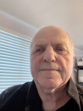 <span>Claudio, 72</span>&nbsp;<span style='width: 25px; height: 16px; float: right; background-image: url(/bitmaps/flags_small/CA.PNG)'>&nbsp;</span><br><span>St. Cathari, Canada</span>&nbsp;<input type='button' class='joinbtn' style='float: right' value='JOIN NOW' />