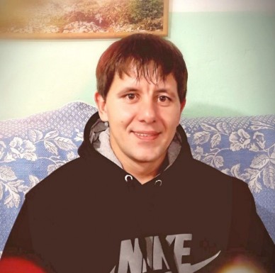 <span>Dmitriy, 37</span> <span style='width: 25px; height: 16px; float: right; background-image: url(/bitmaps/flags_small/RU.PNG)'> </span><br><span>Perm, Russia</span> <input type='button' class='joinbtn' style='float: right' value='JOIN NOW' />