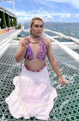 Thai ladyboys for dating / Ladyboys from Philippines for dating