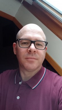 <span>Thierry, 49</span> <span style='width: 25px; height: 16px; float: right; background-image: url(/bitmaps/flags_small/FR.PNG)'> </span><br><span>Pau, 法国</span> <input type='button' class='joinbtn' style='float: right' value='JOIN NOW' />