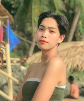 <span>Adela, 22</span> <span style='width: 25px; height: 16px; float: right; background-image: url(/bitmaps/flags_small/PH.PNG)'> </span><br><span>San Jose An, フィリピン</span> <input type='button' class='joinbtn' style='float: right' value='JOIN NOW' />
