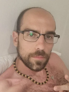 French men looking for love