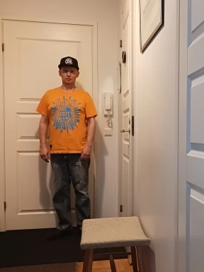 Finish men looking for love